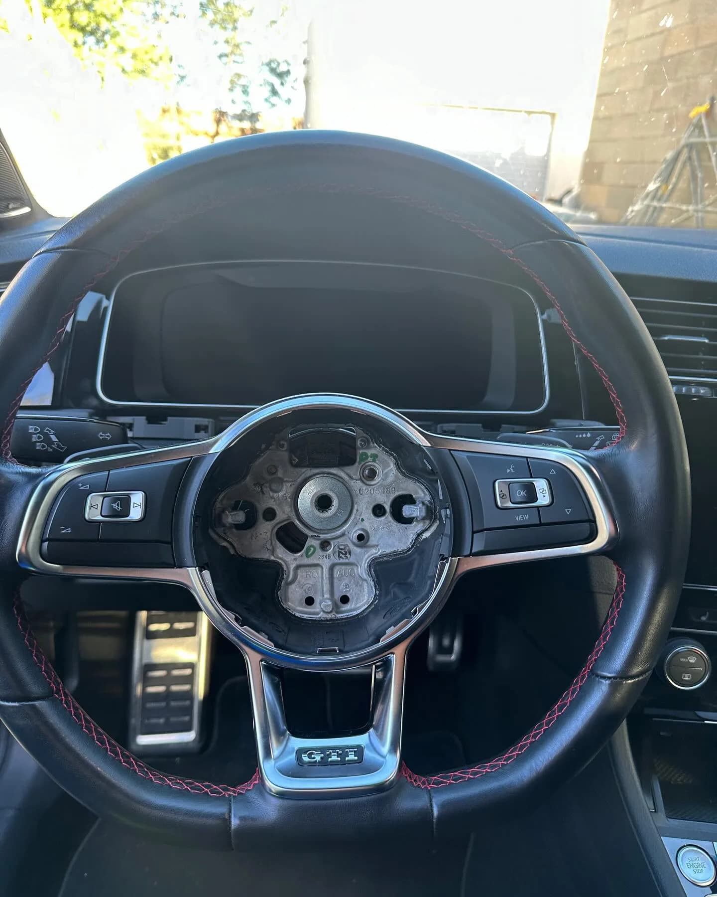 Volkswagen Golf 7.5 GTI, Rétrofit du régulateur ACC sur Golf 7.5 GTI (photo 7 sur 8)