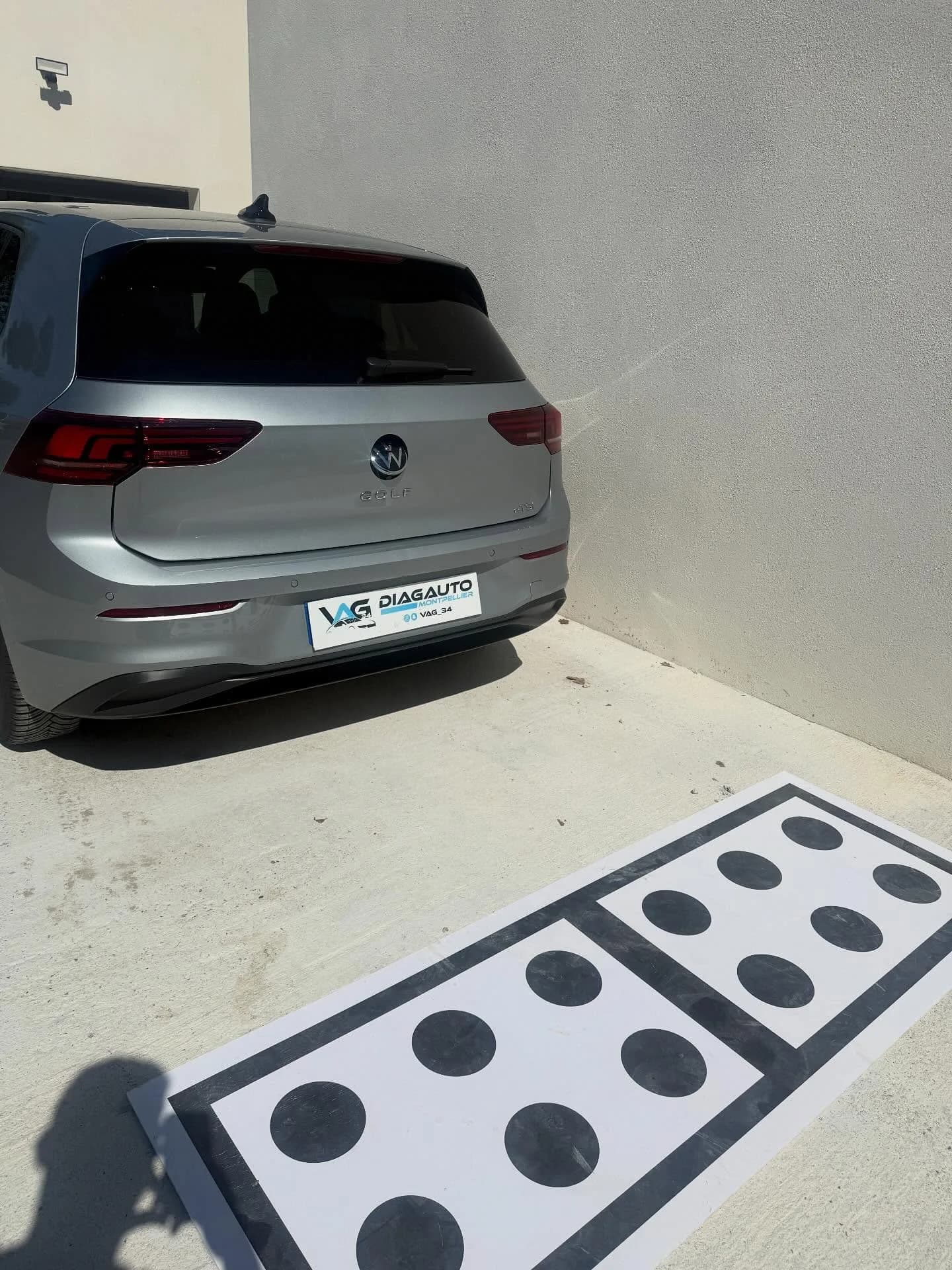 Volkswagen Golf 8, Caméra de recul sur Golf 8 2025 protégée SFD2 (photo 3 sur 5)