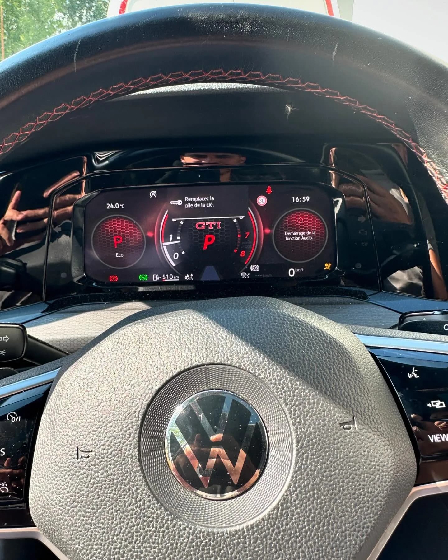 Volkswagen Golf 8 GTI, Golf 8 GTI : Travel Assist et sélecteur réparés (photo 2 sur 4)
